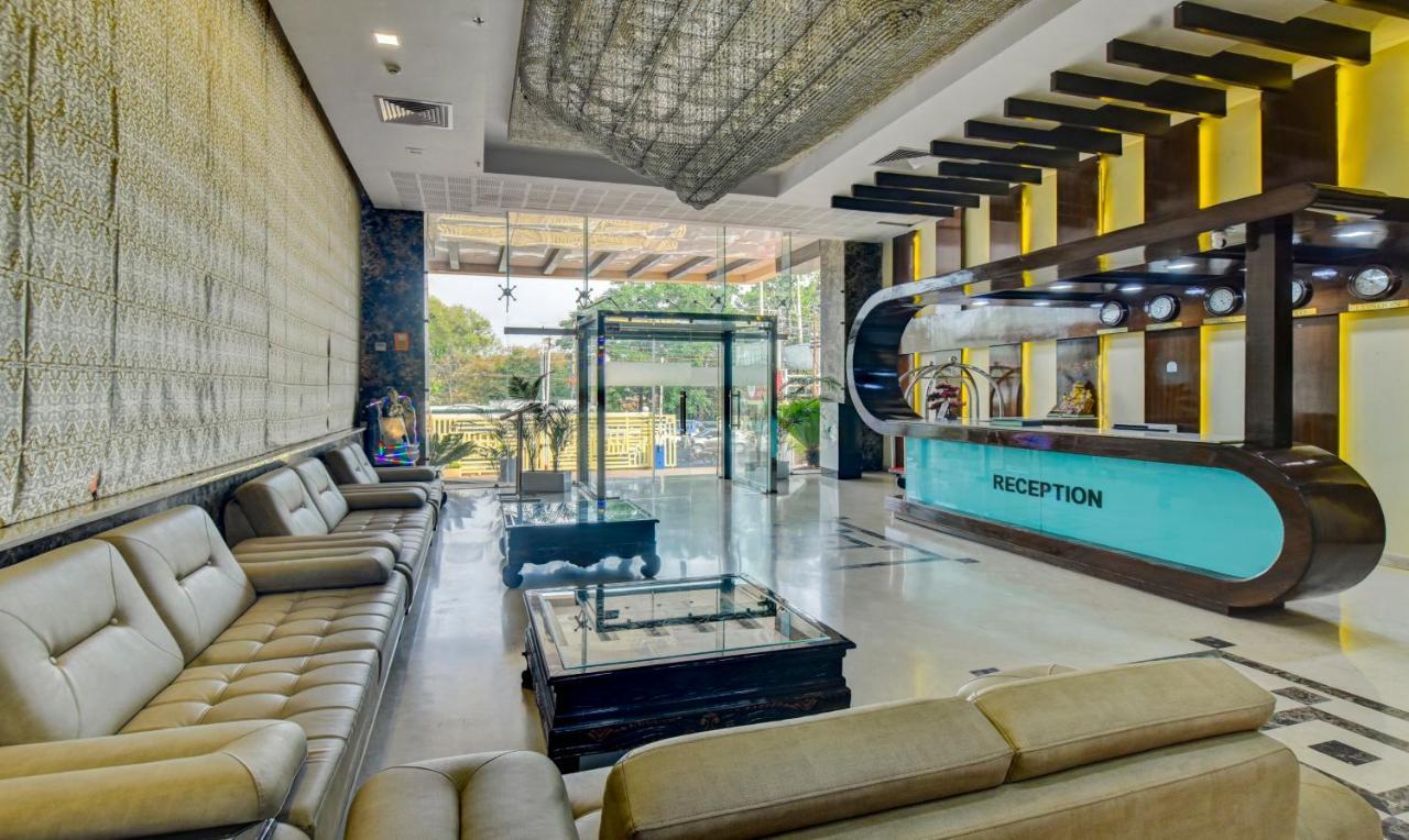 Treebo Elysee, Patel Nagar Dehradun Exterior photo